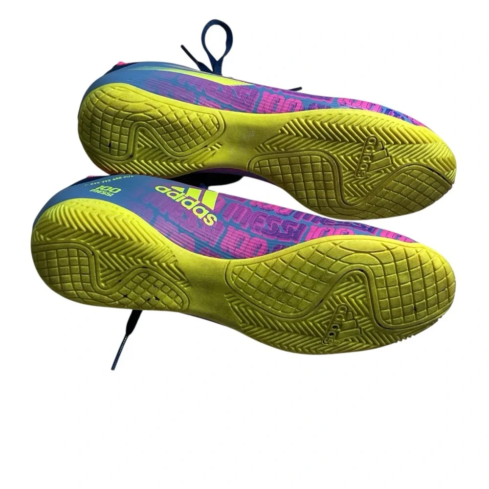 Adidas Messi.4 SpeedFlow indoor soccer shoes women’s 7